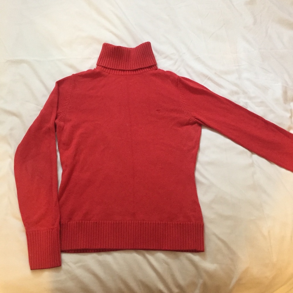 Hot pink long sleeve turtleneck warm sweater